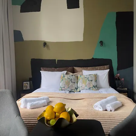 Rixstay Apartman *
