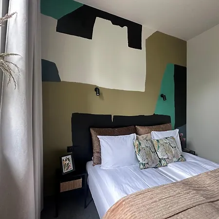 Rixstay Apartman *